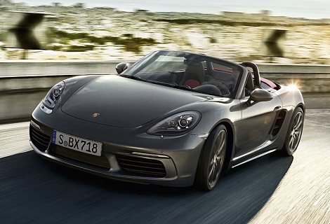 Porsche To Phase Out Gas-Powered Boxsters and Caymans by End of the Year